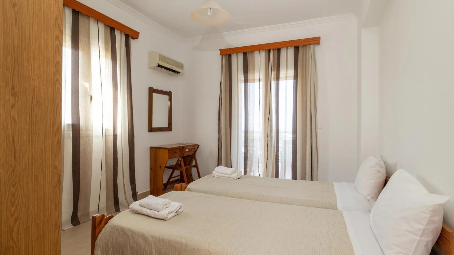 Stella'S Apartments Argostoli  Greece